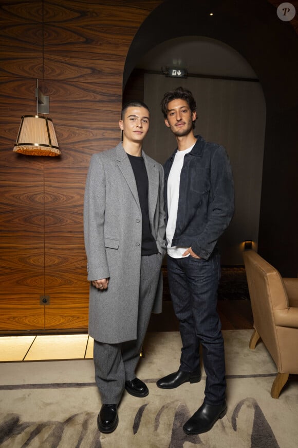 Exclusif - Malik Frikah, Prix du Jeune Talent (habillé en Dior) et Pierre Niney - Première édition de la remise du prix cinéma "EVOK Collection x BRACH" présidé par Pierre Niney à l'hôtel Brach à Paris le 14 novembre 2024. © Pierre Perusseau-Rachid Bellak/Bestimage 