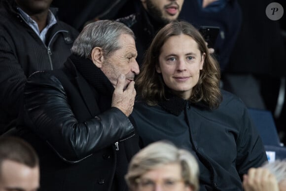 Jean-Claude Darmon, Pierre Sarkozy dans les tribunes lors du 16ème de finale de la Coupe de France 2018 "PSG - Guingamp (4-2)" au Parc des Princes à Paris, le 24 janvier 2018. 