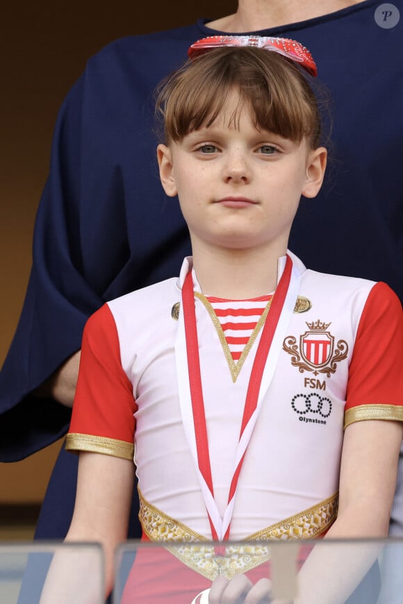 À cette occasion, le prince Albert de Monaco s'est confié sur ses enfants lors d'une longue interview accordée à Monaco Matin
Exclusif - La princesse Gabriella - La famille princière de Monaco assiste au match de l'Afrique du Sud (qui a remporté son match) lors du tournoi de qualification de rugby à 7 pour les JO 2024 au Stade Louis II à Monaco le 22 juin 2024. © Claudia Albuquerque / Bestimage 