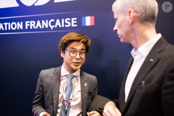 Un geste qui a toute son importance : "C'est une démarche qui engage ma vie, qui m'expose, moi et mes enfants. Je ne prendrais pas ouvertement la parole si cela n'était pas crucial pour moi"
Joachim Son-Forget visite Paris Games Week 2019. Photo by Raphael Lafargue/ABACAPRESS.COM