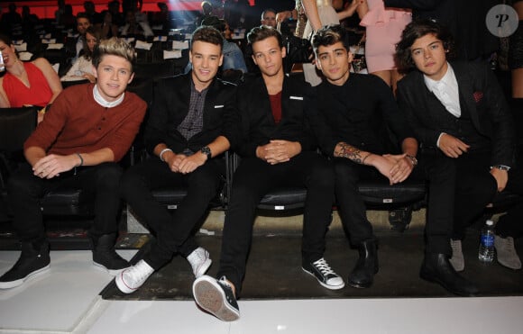 Harry Styles, Niall Horan, Zayn Malik, et Louis Tomlinson, les autres grandes figures des One Direction, seront tous présents pour lui rendre un ultime hommage.
Archives - Niall Horan, Liam Payne, Harry Styles, Zayn Malik et Louis Tomlinson de One Direction dans le public lors des MTV Video Music Awards 2012 au Staples Center le 6 septembre 2012 à Los Angeles, Californie.