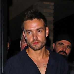 West Hollywood, CA - EXCLUSIF - Liam Payne, le chanteur anglais des One Direction, est vu en train de dîner avec des amis au restaurant Craig's à West Hollywood.