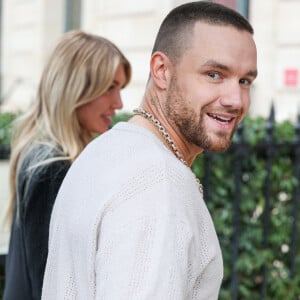 Liam Payne et sa compagne Kate Cassidy arrivent à l'hôtel La Réserve lors de la mode femme automne / hiver 2024-2025 lors de la Fashion Week de Paris (PFW), à Paris, France, le 2 mars 2024. 