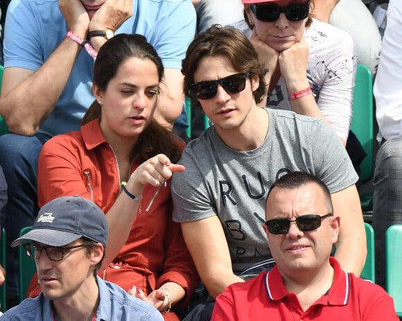 Anouchka Delon et Julien Dereims à Roland-Garros en mai 2016. Photo de Laurent Zabulon/ABACAPRESS.COM