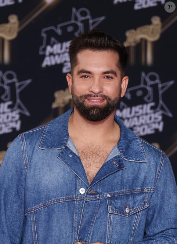 Kendji Girac - Photocall de la 26ème édition des NRJ Music Awards au palais des festivals de Cannes, le 1er novembre 2024. © Guignebourg-Bebert/Bestimage 