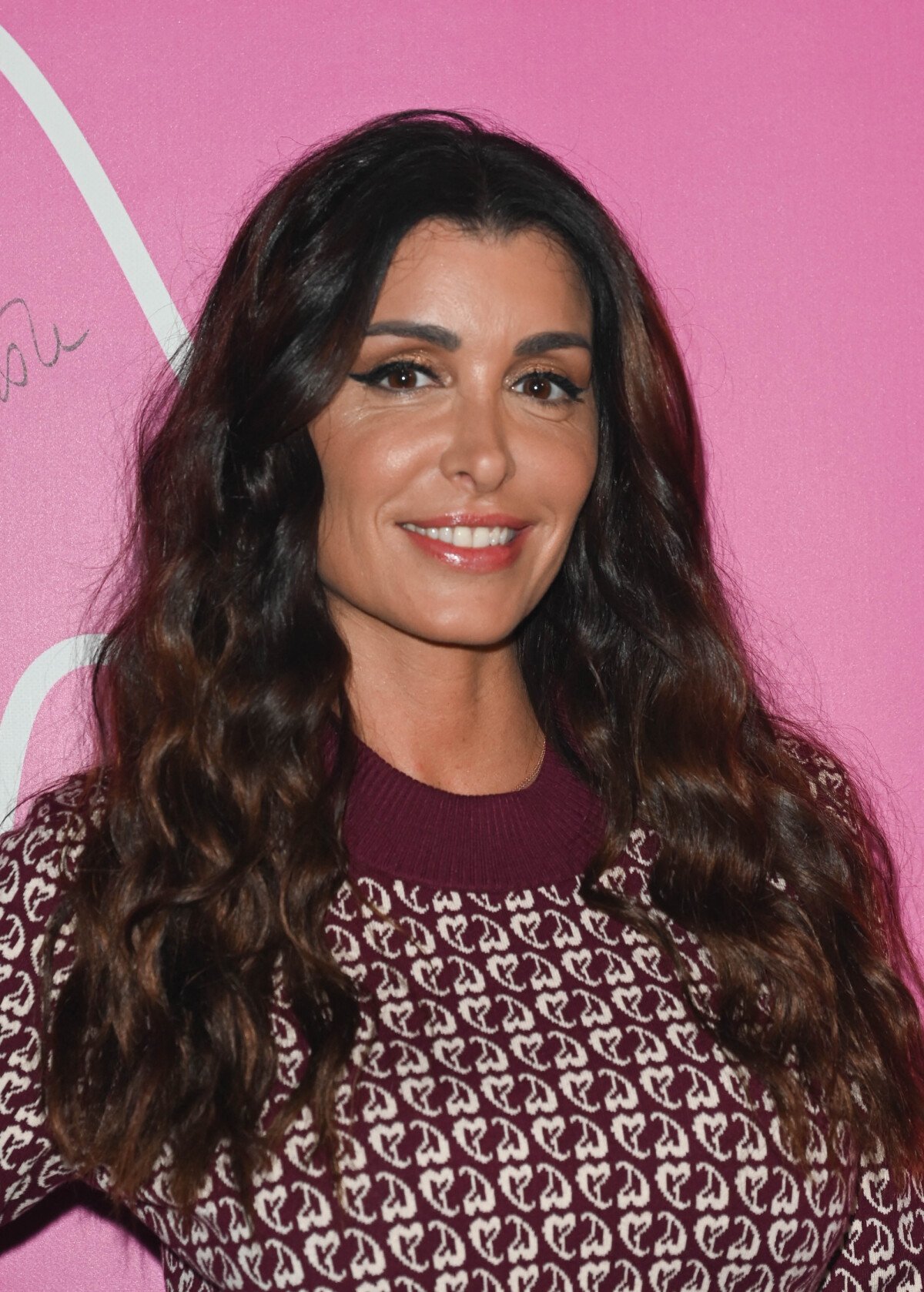 Avec son épouse Isabelle Ithurburu..." : Jenifer évoque ses rapports avec son ex Maxim Nucci et sa compagne - Purepeople
