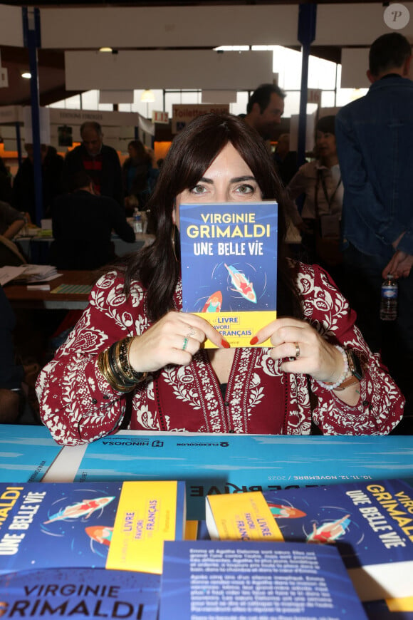 Elle en parlait lors d'une interview pour "Le Parisien"
Virginie Grimaldi lors de la 41ème Foire du Livre de Brive dans La Halle Brassens, à Brive-la-Gaillarde, France, le 11 novembre 2023. © Jean-Marc-Lhomer/Bestimage