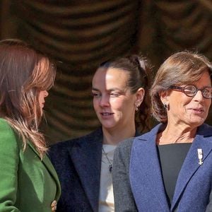 Camille Gottlieb, Pauline Ducruet, la princesse Stéphanie de Monaco et Louis Ducruet - La famille princière de Monaco au balcon du palais, à l'occasion de la Fête Nationale de Monaco, le 19 novembre 2024. © Jacovides-Bebert/Bestimage 