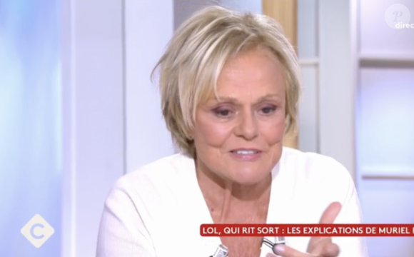 Muriel Robin dans C à Vous, France 5