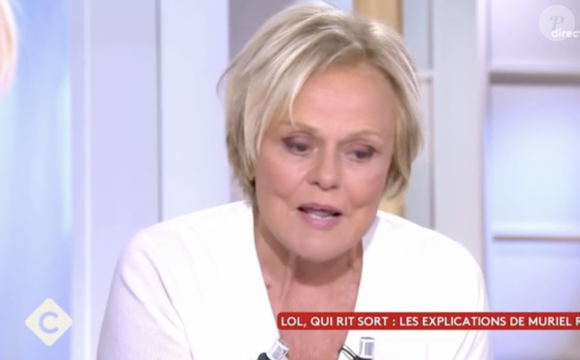 Muriel Robin dans C à Vous, France 5