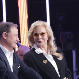 Exclusif - Sylvie Vartan sur le plateau de l'émission "Face à Hanouna" diffusée le 23 novembbre 2024 - Paris le 21 novembre 2024 - © Jack Tribeca / Bestimage