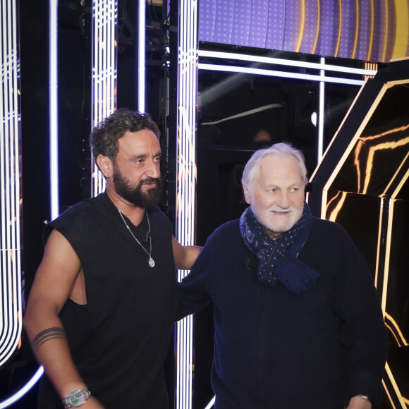 Exclusif - Cyril Hanouna, Jean-Jacques Debout sur le plateau de l'enregistrement de l'émission " Face à Hanouna " présentée par C.Hanouna et diffusée sur C8 le 27 avril 2024, à Paris, France, le 25 avril 2024. © Jack Tribeca / Bestimage 