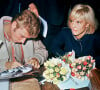 Mariée avec Johnny, l'interprète du titre La plus belle pour aller danser avait décidé de quitter le rockeur après quelques années en dents de scie.
Archives : Sylvie Vartan et Johnny Hallyday