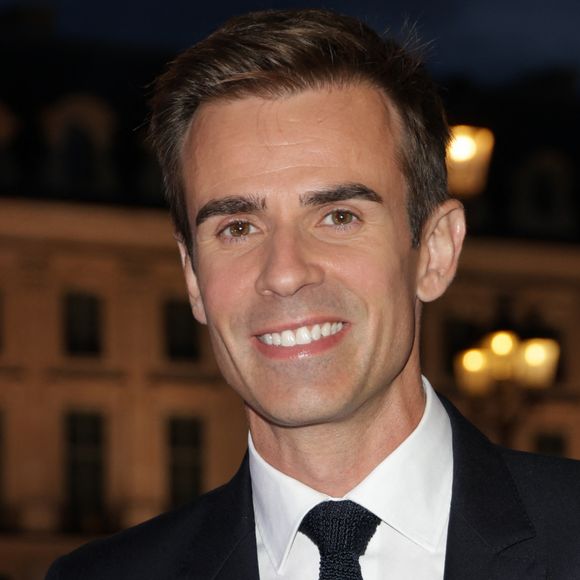 Jean-Baptiste Marteau - Lancement de la campagne Octobre Rose 2024 sur la Place Vendôme à Paris le 30 septembre 2024, autour d'un spectacle magique et émouvant, mettant en scène des femmes concernées, mis en scène par Amir pour le coup d'envoi de la campagne annuelle de lutte contre les cancers du sein. © Coadic Guirec/Bestimage