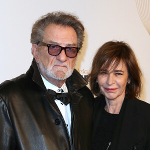 Eddy Mitchell et sa femme Muriel Bailleul - Photocall lors de la 43ème cérémonie des Cesar à la salle Pleyel à Paris, le 2 mars 2018. © Dominique Jacovides - Olivier Borde / Bestimage 