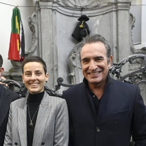 Jean Dujardin reçoit la Médaille d'Honneur de la Ville de Bruxelles et visite le Manneken-pis habillé d'un costume de Zorro pour l'occasion à Bruxelles, Belgique, le 28 novembre 2024. © Didier Lebrun/PhotoNews/Bestimage