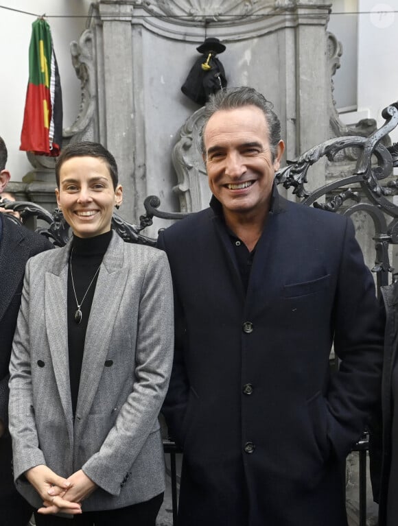 Jean Dujardin reçoit la Médaille d'Honneur de la Ville de Bruxelles et visite le Manneken-pis habillé d'un costume de Zorro pour l'occasion à Bruxelles, Belgique, le 28 novembre 2024. © Didier Lebrun/PhotoNews/Bestimage