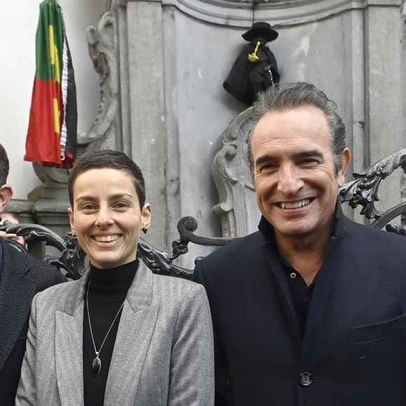 Jean Dujardin reçoit la Médaille d'Honneur de la Ville de Bruxelles et visite le Manneken-pis habillé d'un costume de Zorro pour l'occasion à Bruxelles, Belgique, le 28 novembre 2024. © Didier Lebrun/PhotoNews/Bestimage