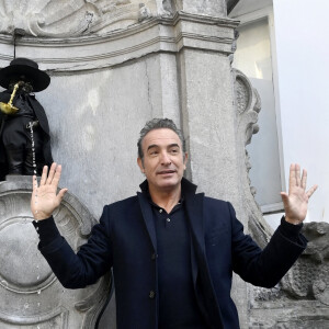 Jean Dujardin reçoit la Médaille d'Honneur de la Ville de Bruxelles et visite le Manneken-pis habillé d'un costume de Zorro pour l'occasion à Bruxelles, Belgique, le 28 novembre 2024. © Didier Lebrun/PhotoNews/Bestimage