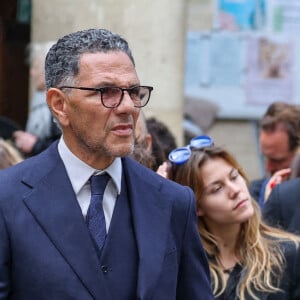 Roschdy Zem et sa compagne Sarah Poniatowski - Sorties des obsèques du prince Jean-Stanislas Poniatowski en l'Eglise polonaise à Paris, France, le 29 avril 2024. © Jacovides-Moreau/Bestimage