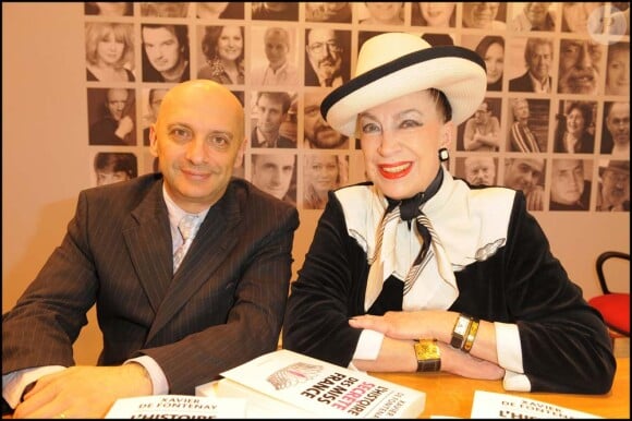 Geneviève de Fontenay et son fils Xavier, au Salon du livre, le 30 mars 2010 !