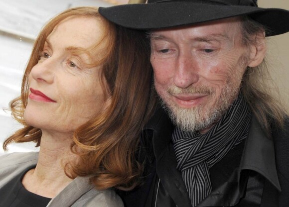 Le cinéaste allemand Werner Schroeter, ici avec Isabelle Huppert, est mort à l'âge de 65 ans...