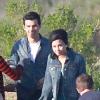 Le couple Demi Lovato et Joe Jonas, sur le tournage d'un nouveau clip, à Los Angeles, samedi 10 avril.