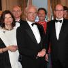 Le 24 avril 2010 en soirée, Albert de Monaco recevait Carl XVI Gustav et Silvia de Suède à l'Hôtel de Paris pour une soirée de bienfaisance