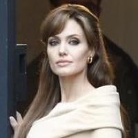 Angelina Jolie : La mystérieuse et élégante actrice continue de faire tourner les têtes à Venise...