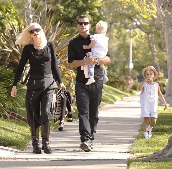 Gwen Stefani et Gavin Rossdale ont deux enfants : Kingston, 3 ans et Zuma, 1 an et demi ! Ici à Los Angeles, le 4 avril 2010 !