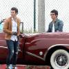 Les Jonas Brothers tournent un nouvel épisode de leur série J.O.N.A.S à Los Angeles, le mardi 4 mai 2010.