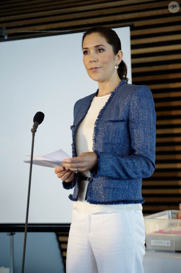 Le 11 mai 2010, la princesse Mary de Danemark présentait la nouvelle campagne de sensibilisation au cancer de la peau de la Danish Cancer Society, à Copenhague