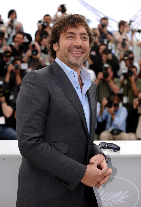 Javier Bardem lors du photocall du film Biutiful pendant le 63e festival de Cannes le 17 mai 2010