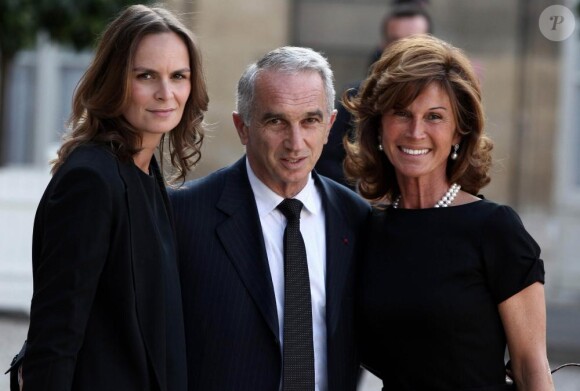 Alain Terzian et son épouse à la remise d'insigne de Gilbert Coullier, le 20 mai 2010.