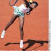 Venus Williams et les années 2000 : 10 ans de looks en courts complètement fous, fashion, bariolés, osés et courts évidemment ! Ici à Roland-Garros en mai 2004.