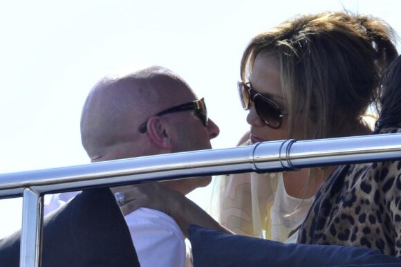 J-Lo et Marc Anthony prennent du bon temps sur le bateau de leurs amis Dolce & Gabbana. Mai 2010