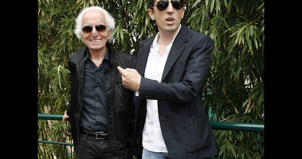 Gad Elmaleh Origine De Ses Parents Gad Elmaleh et son père David lors de la finale hommes de Roland-Garros