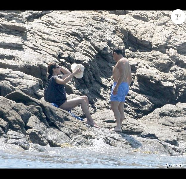 Nicolas Sarkozy a déjà posé ses dates de vacances ! - Purepeople