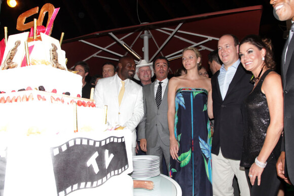 Charlene Wittstock, le Prince Albert et Paula Trickey pour la 50e édition du festival de Monte-Carlo le 9 juin 2010