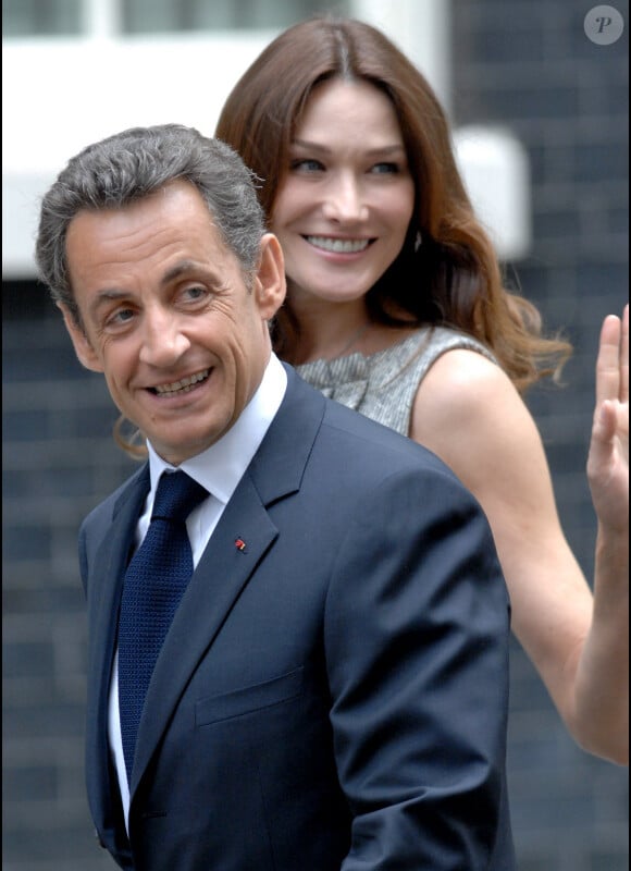 Carla Bruni et Nicolas Sarkozy en Angleterre, à Londres, le 18 juin 2010