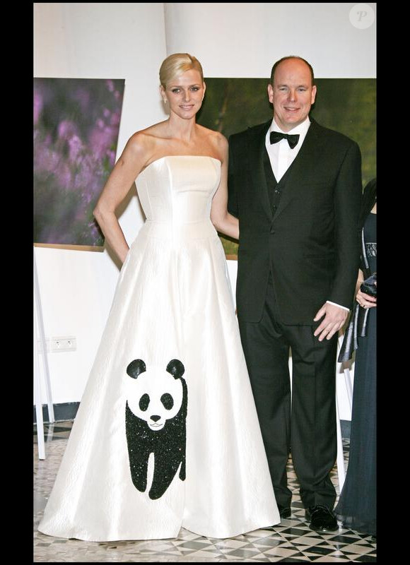 Albert Grimaldi et Charlene Wittstock assistent au Panda Ball, à Monaco, le 5 avril 2008.