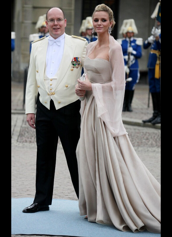 Albert Grimaldi et Charlene Wittstock au mariage de Victoria de Suède. 19/06/2010
