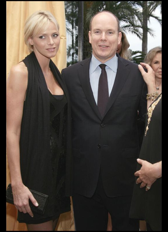 Albert Grimaldi et Charlene Wittstock le 16 juin 2008, au dîner organisé par la Princesse Ira de Furstenberg.