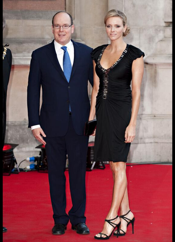 Albert Grimaldi et Charlene Wittstock, à Londres, le 15 avril 2010.