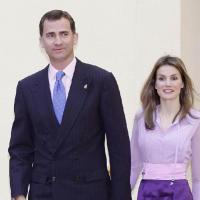 Letizia d'Espagne : Resplendissante pour voir son époux Felipe... médaillé !