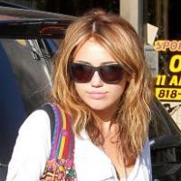 Miley Cyrus : Toujours inséparable de son chéri... elle joue les fashionistas rien que pour lui !