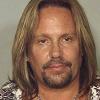 Vince Neil, chanteur de Mötley Crüe, a été une nouvelle fois arrêté, quelques jours après avoir publié son 3e album solo...