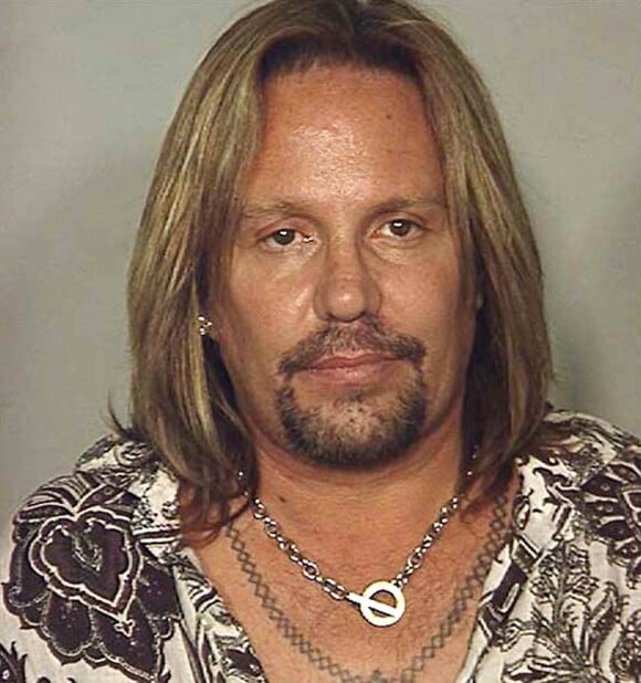 Vince Neil, chanteur de Mötley Crüe, a été une nouvelle fois arrêté, quelques jours après avoir publié son 3e album solo...