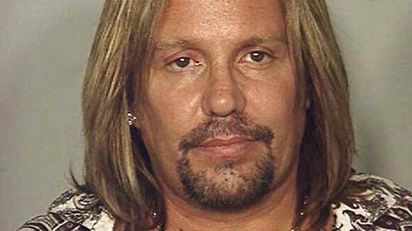 Vince Neil, chanteur de Mötley Crüe, arrêté !