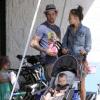 Nicole Richie et Joel Madden se promènent à Los Angeles avec Sparrow et Harlow, le 28 juin 2010